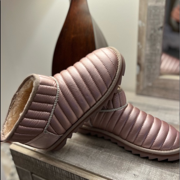 Slippers/slides light pink/ salmon color - Picture 1 of 4